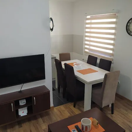 Rosa Apartmán *